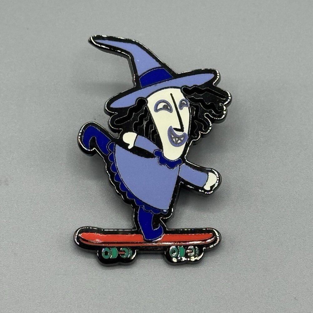 Nightmare Before Christmas Skateboard Glow-In-The-Dark Blind Box Pin-LOCK - Picture 2 of 5